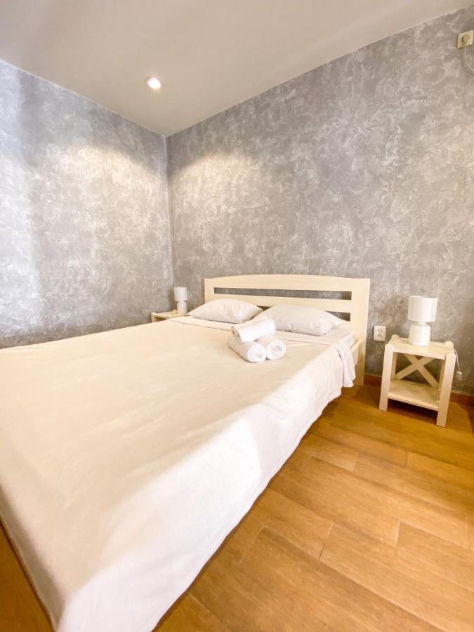 Золотий Лев Hotel Zatoka Ngoại thất bức ảnh