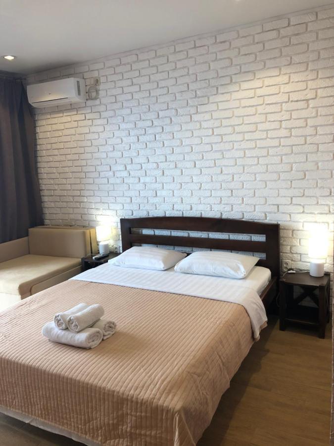 Золотий Лев Hotel Zatoka Ngoại thất bức ảnh